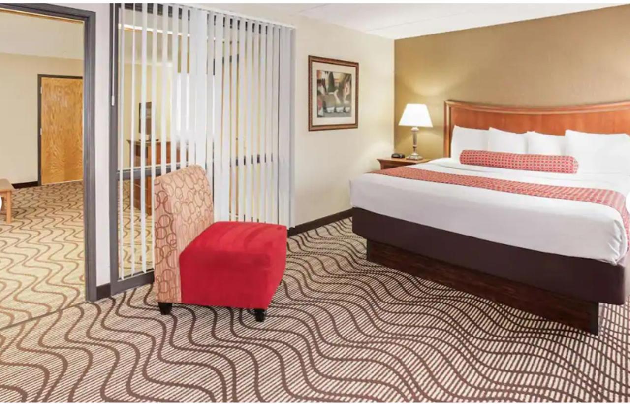 La Quinta By Wyndham Minneapolis-Minnetonka Bagian luar foto